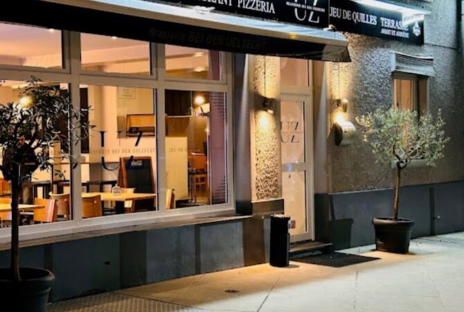 Brasserie Restaurant Pizzeria ” Bei der Uelzecht” à Hesperange, Luxembourg