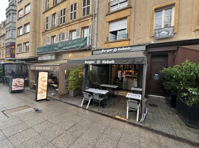 Restaurant Burger Kebab Place Saint-Jacques à Metz, France
