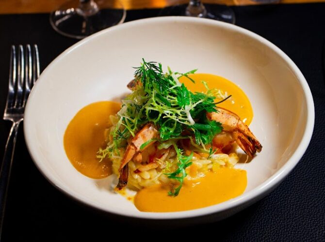 Restaurant Bustronome à Paris, France