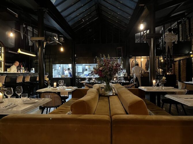 Restaurant Caché à Paris, France