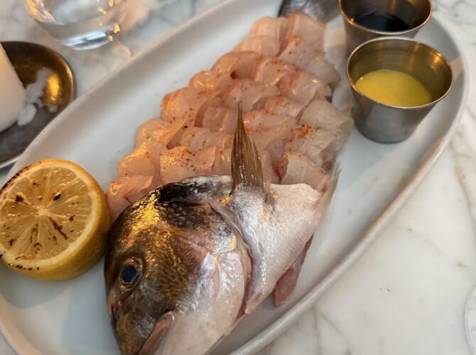 Restaurant Caché à Paris, France