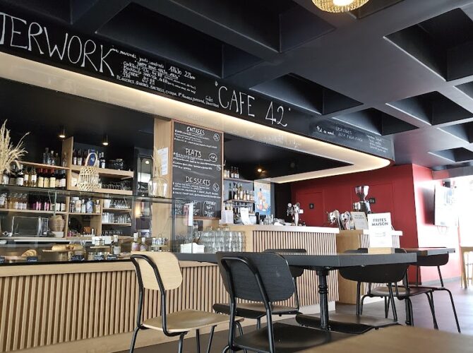 Restaurant Café 42 à Montrouge, France
