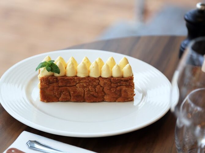 Restaurant Café de la Musique à Paris, France