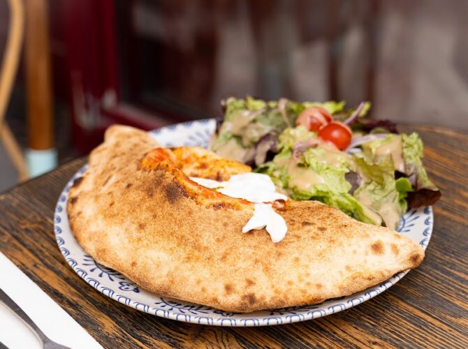 Restaurant Café Leone Pizzas et Pâtes à Paris, France