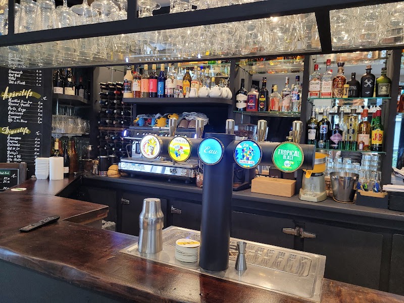 Restaurant Café Millésimes à Paris, France