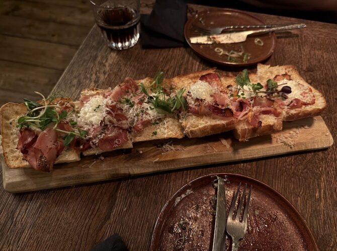 Restaurant Cafe Rose Red à Bruges, Belgique