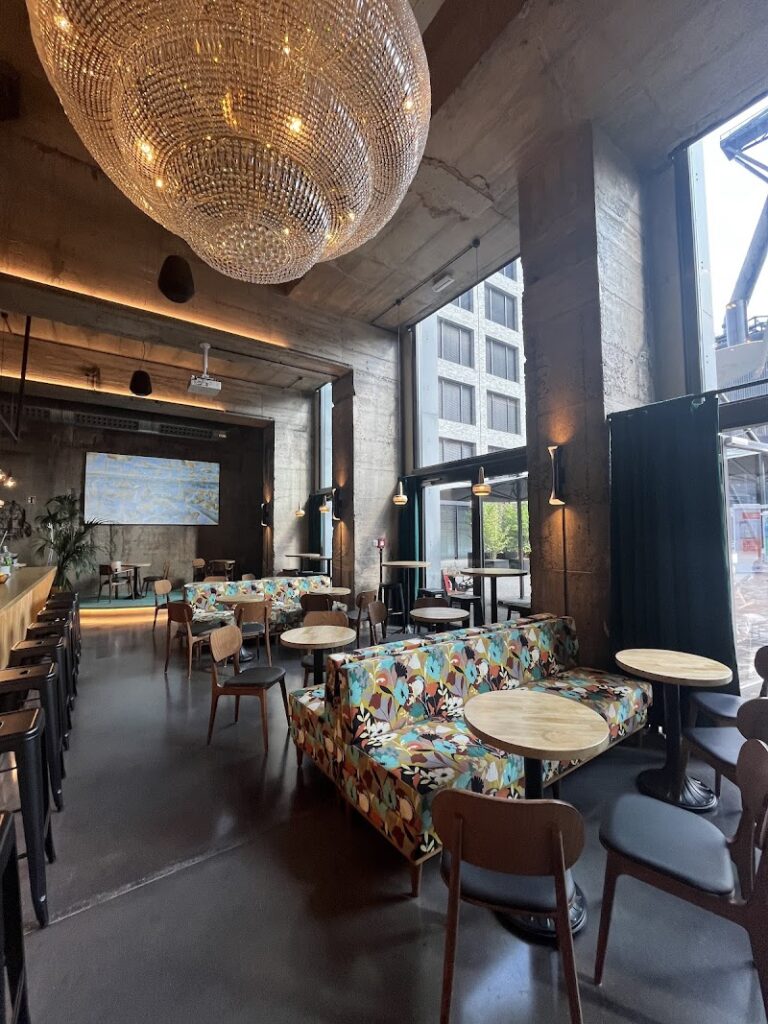 Restaurant Café Saga à Esch-sur-Alzette, Luxembourg — photo 1