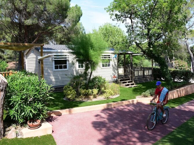 Restaurant Camping Yelloh Village La Bastiane à Puget-sur-Argens, France