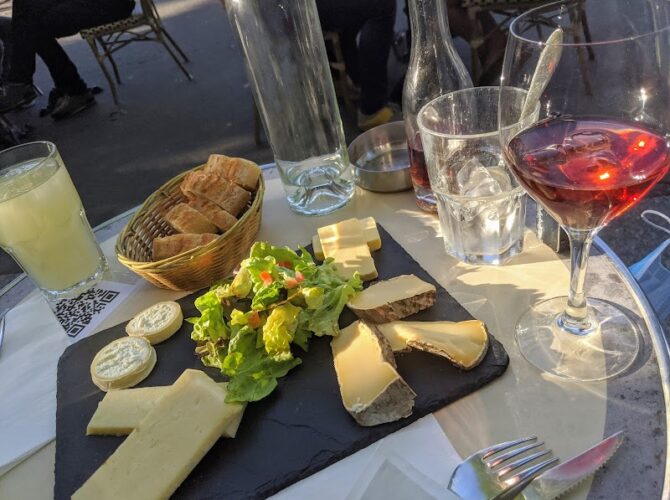 Restaurant Cantine La Planque à Paris, France
