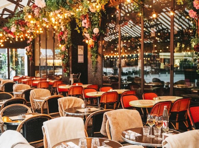 Restaurant CHARLY SAINT-HONORÉ à Paris, France