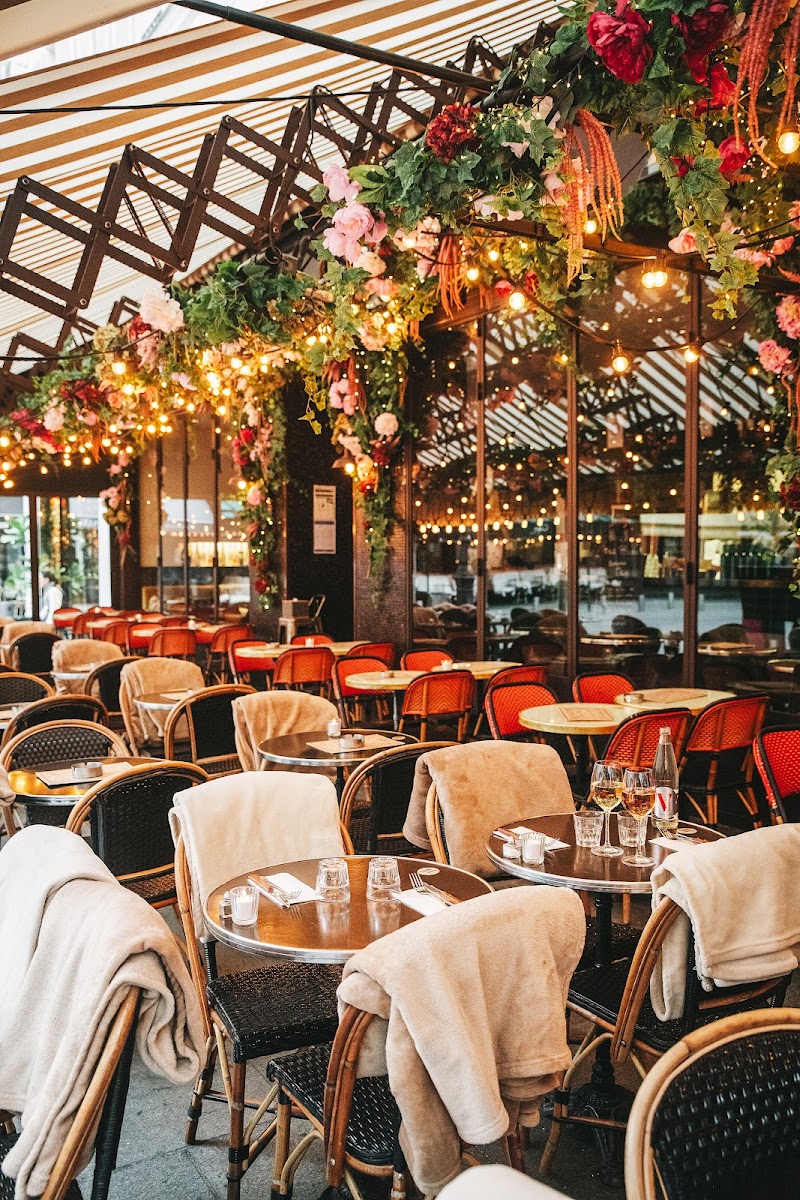 Restaurant CHARLY SAINT-HONORÉ à Paris, France