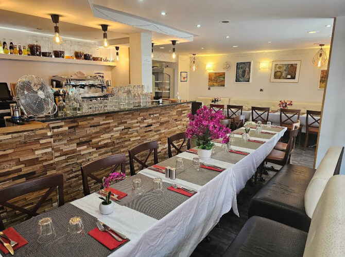 Restaurant Chez Jojo à Orsay, France