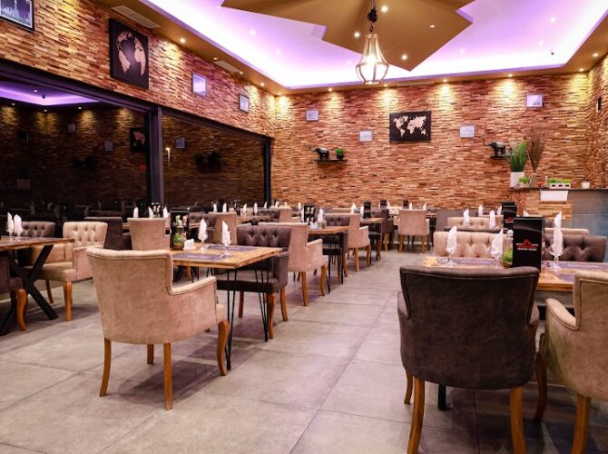 Restaurant CHEZ MELİK (DODAN GRILL) à Fréjus, France