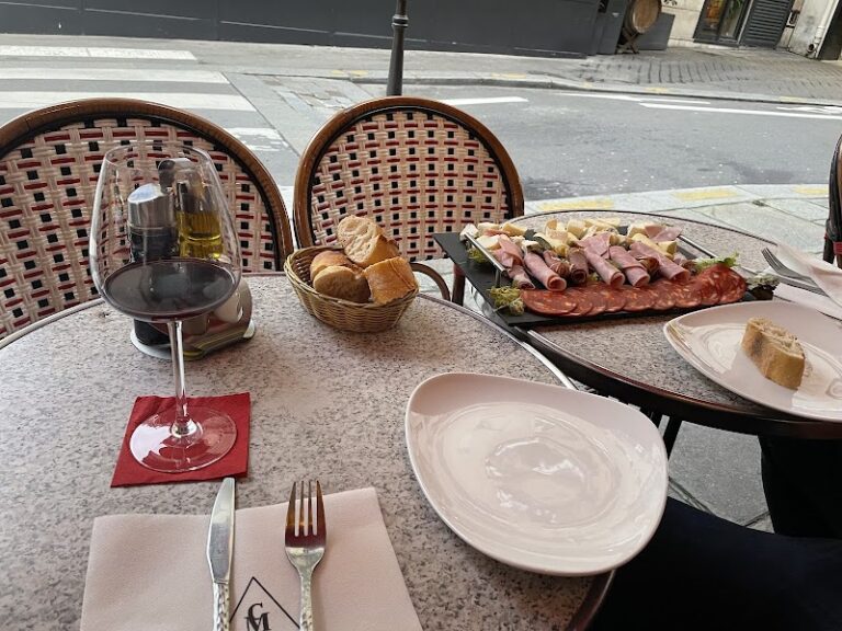 Restaurant Chez Micheline à Paris, France — photo 1