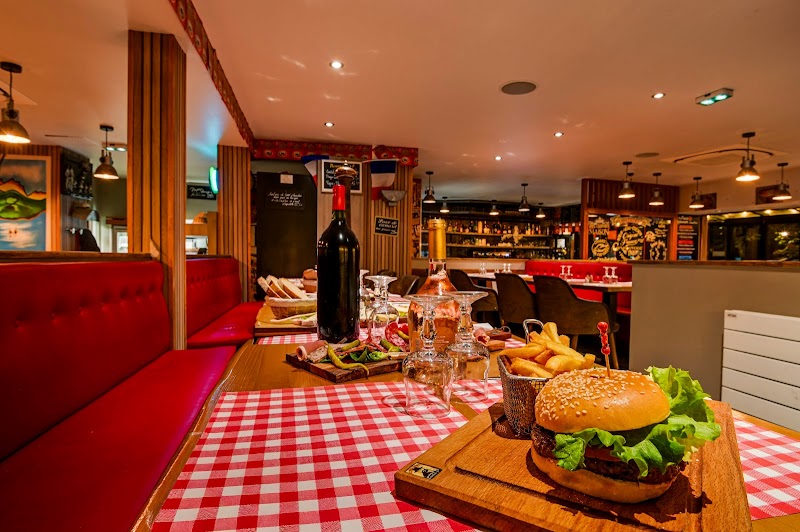 Restaurant Chez Papa Paris 19 à Paris, France