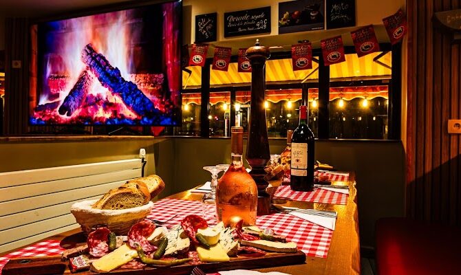 Restaurant Chez Papa Paris 19 à Paris, France