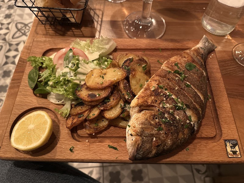 Restaurant Chez Papa Paris 19 à Paris, France — photo 3