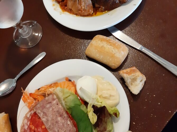 Restaurant Chez Serge à Viry-Châtillon, France