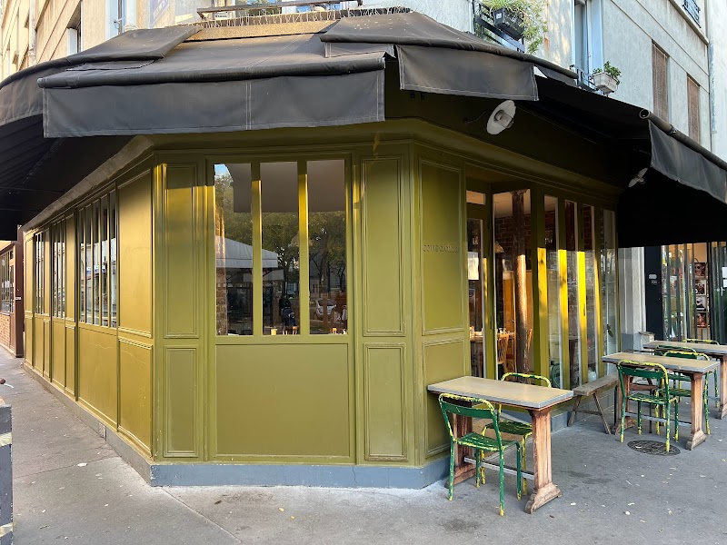 Restaurant Come a Casa à Paris, France