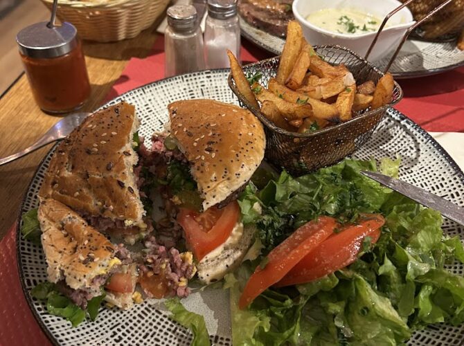 Restaurant COMPTOIR DU MARCHE à Montrouge, France