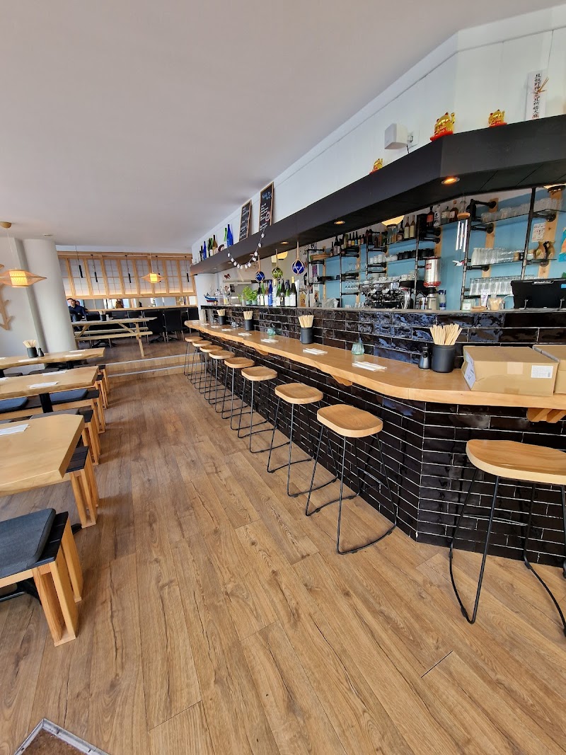 Restaurant Comptoir Umami Biarritz – Izakaya Moderne à Biarritz, France — photo 2