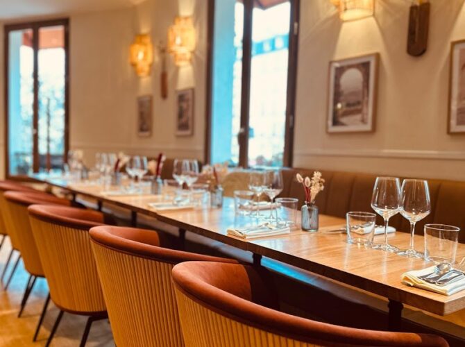 Restaurant Dame Augustine à Paris, France