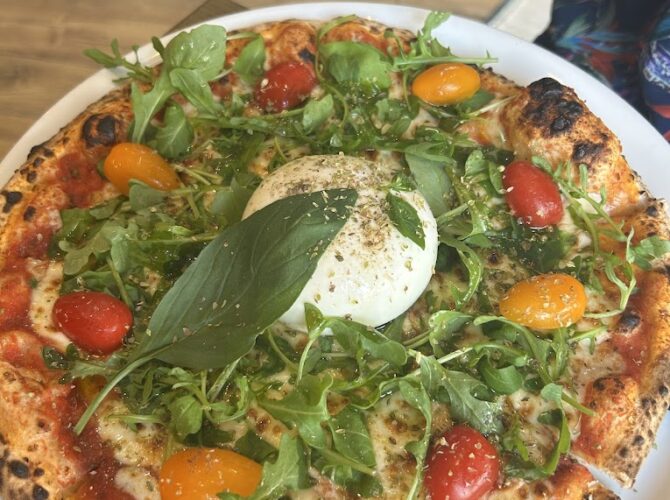 Restaurant Del Totorino la pizza au feu de bois à Paris, France