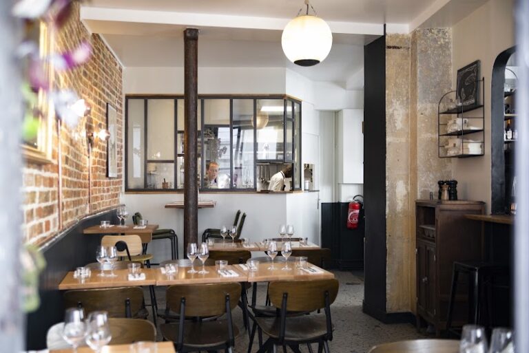 Restaurant Des Terres à Paris, France — photo 1