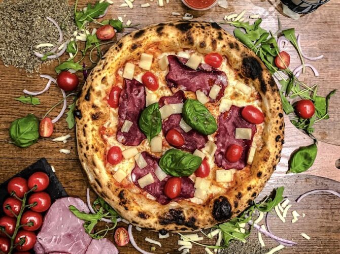 Restaurant Dolce Pizza à Paris, France