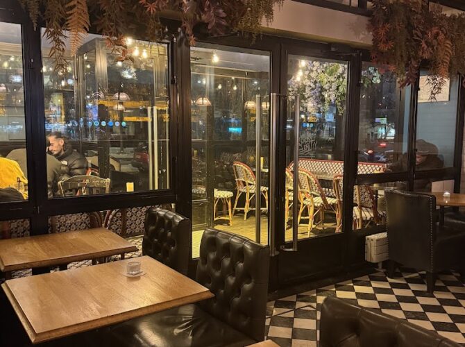 Restaurant Dudule à Paris, France