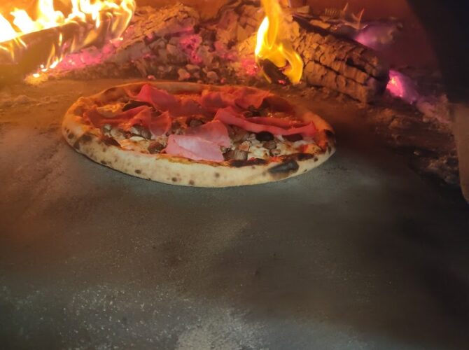 Restaurant FamilyPizza à Gigean, France