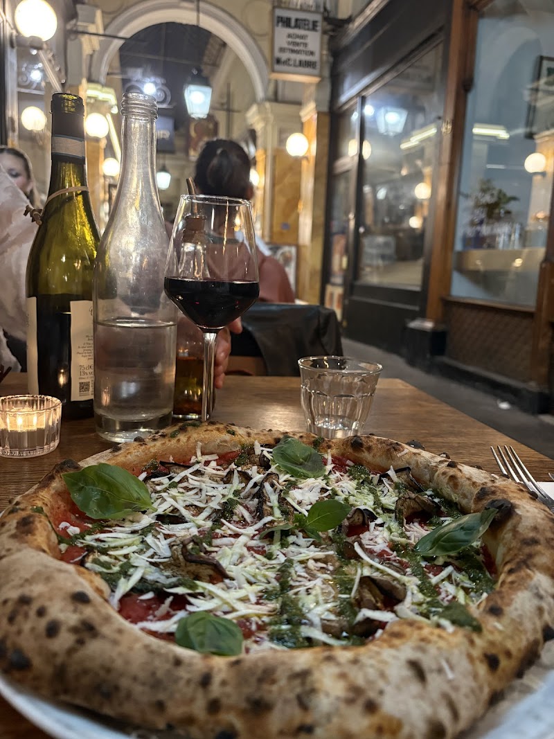 Restaurant FARINE E VIGNETI à Paris, France — photo 2