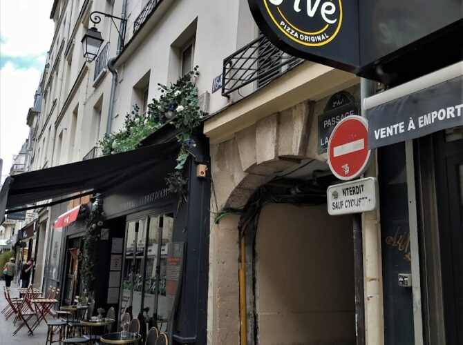 Restaurant Five Pizza Original – Paris 2 – Réaumur à Paris, France