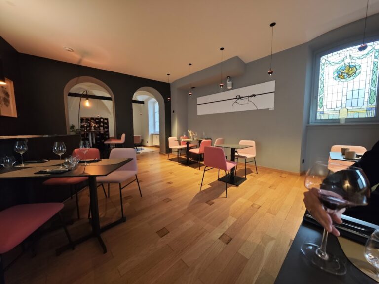 Restaurant Flûte Alors Sàrl à Luxembourg (Ville), Luxembourg