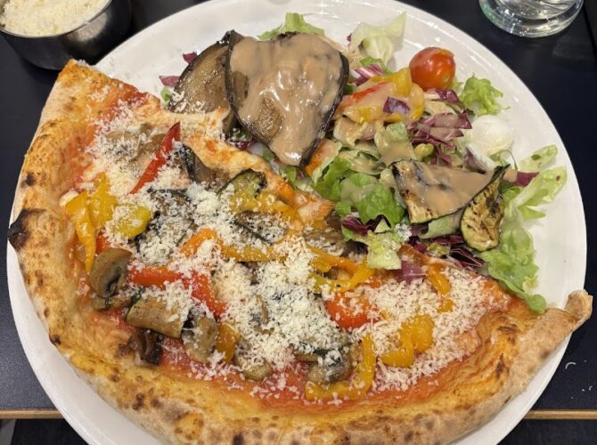 Restaurant Fratellini Caffè à Paris, France