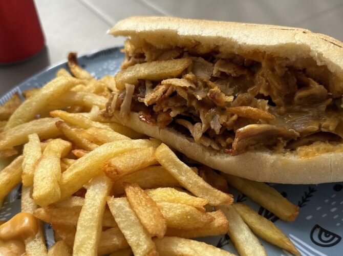 Restaurant Golden french fries à Mérignac, France