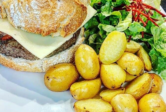 Restaurant Gourmet Rapide Resto – Heiderscheid à Esch-Sauer, Luxembourg