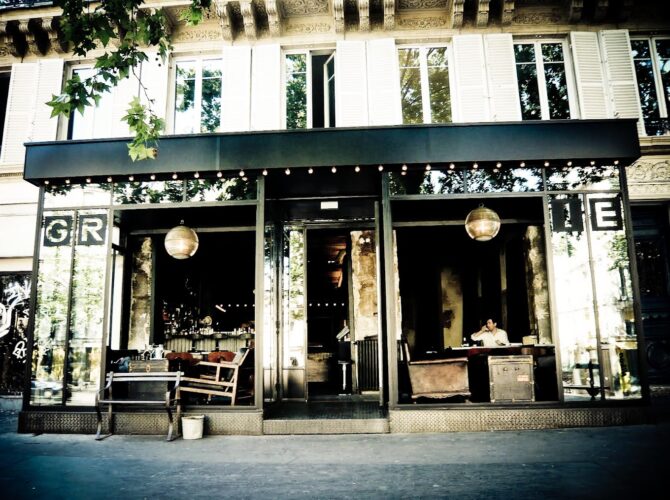 Restaurant Grazie à Paris, France