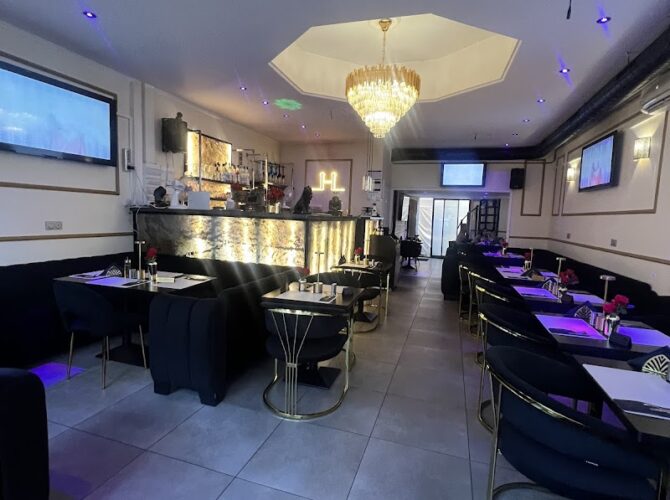 H Restaurant & Lounge à Villeurbanne, France