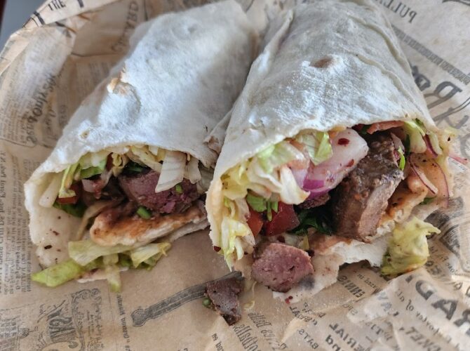 Restaurant Hêvî Durum à Paris, France