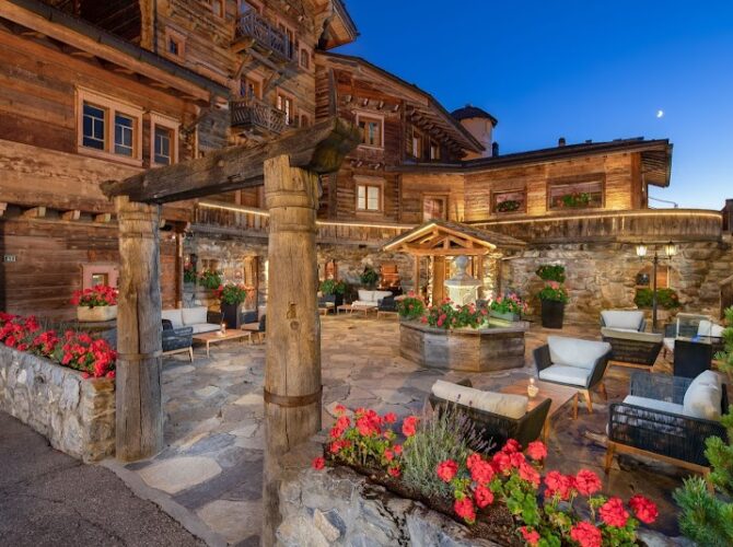 Restaurant Hostellerie du Pas de l’Ours, Relais & Châteaux à Crans-Montana, Suisse