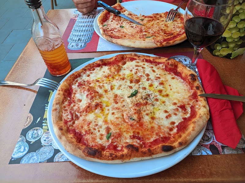 Restaurant Il Colosseo à Bruxelles, Belgique — photo 2