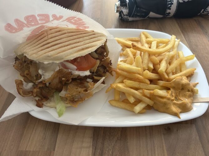 Restaurant IlKay Kebab à Luxembourg (Ville), Luxembourg