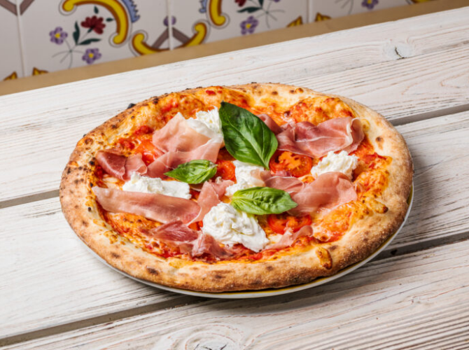 Restaurant IT – Italian Trattoria Paddock à Romainville, France