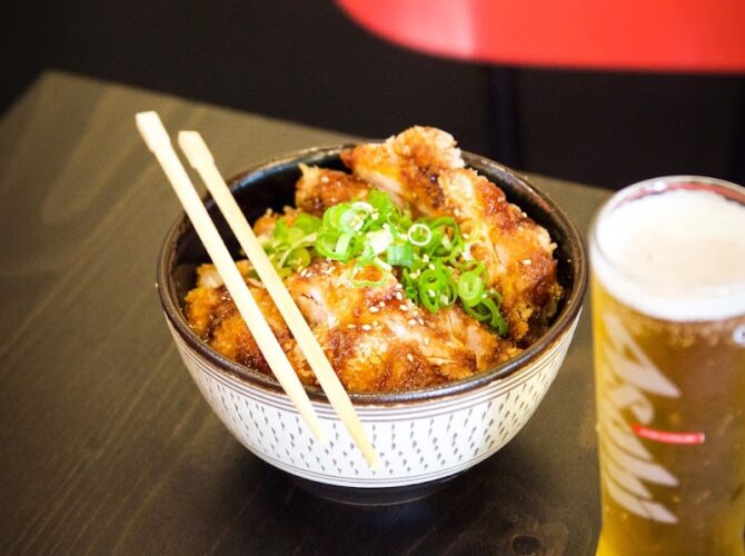 Restaurant Jinchan Shokudo à Paris, France