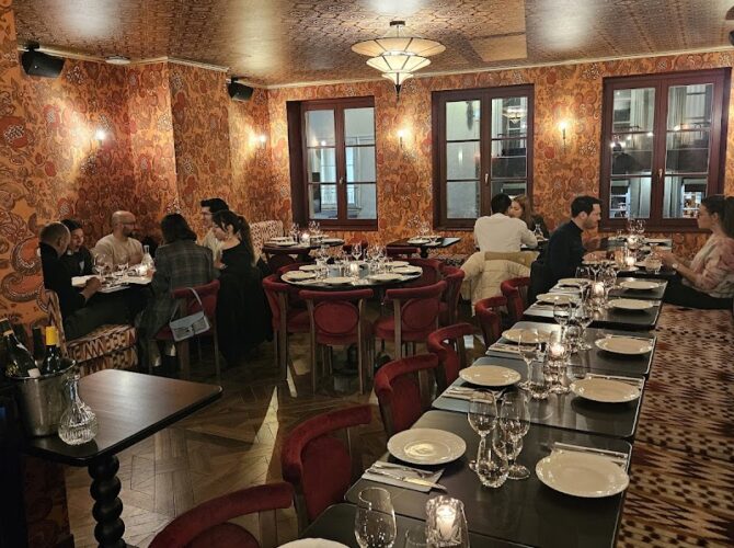 Restaurant Kubaba à Paris, France