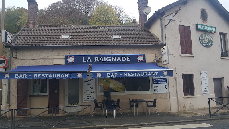 Restaurant La baignade à Montereau-Fault-Yonne, France