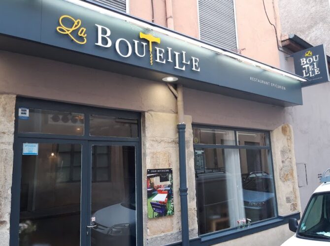 Restaurant La Bouteille à Lyon, France