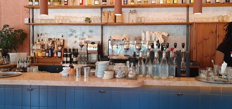 Restaurant La Cantine Bretonne à Paris, France — photo 1