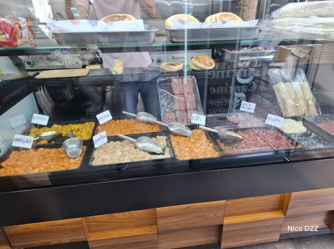 Restaurant LA CANTINE à Marseille, France